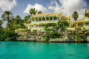  Curacao Luxury Holiday Rentals  Виллемстад